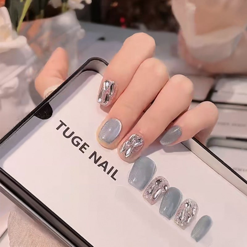High-Grade Cat Eye Nail Patches – 30 Pieces White Star Pattern Fake Nails for Women - Image 3